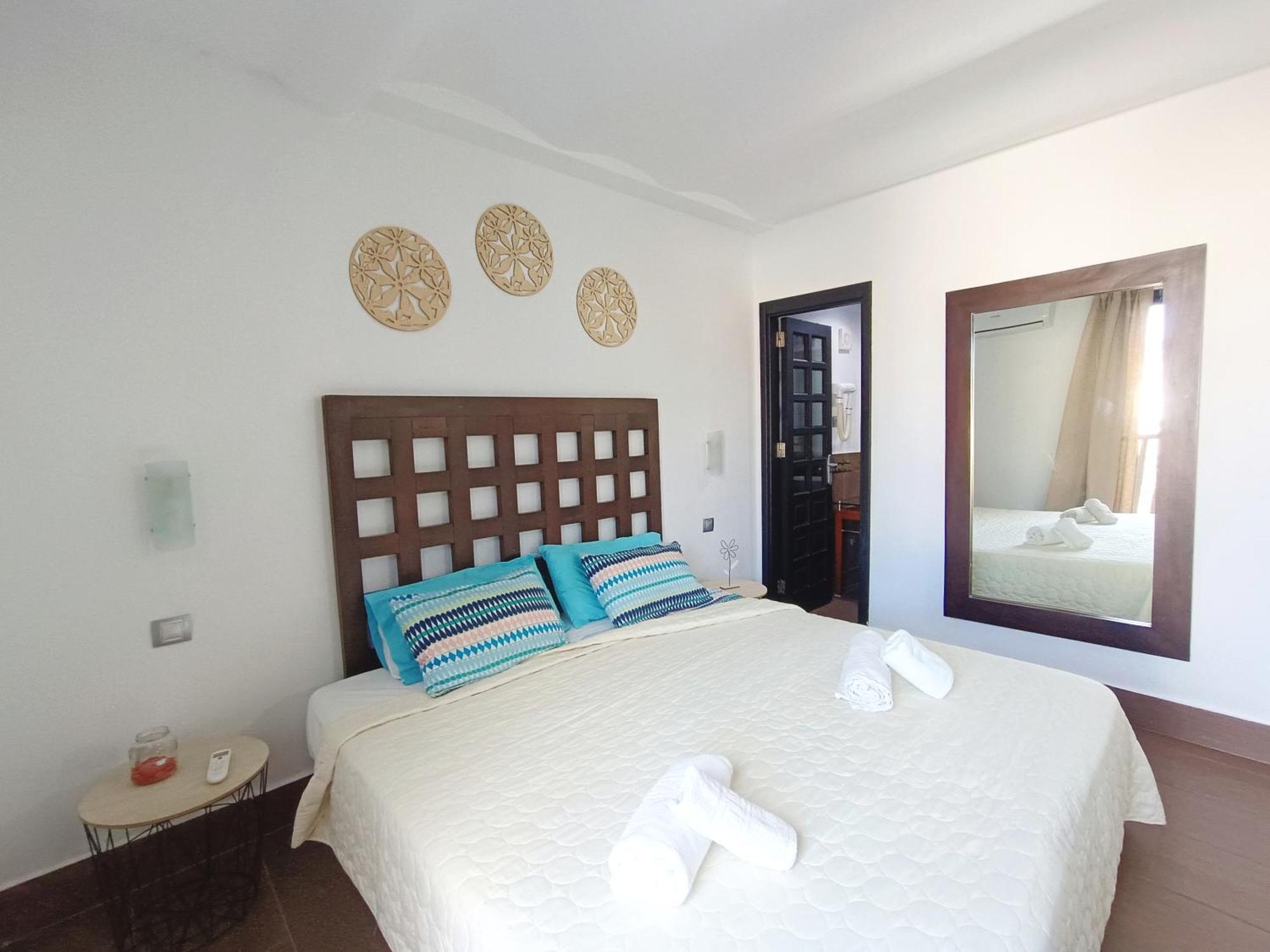 Apartment Sun Club Playa Del Aguila  Екстериор снимка